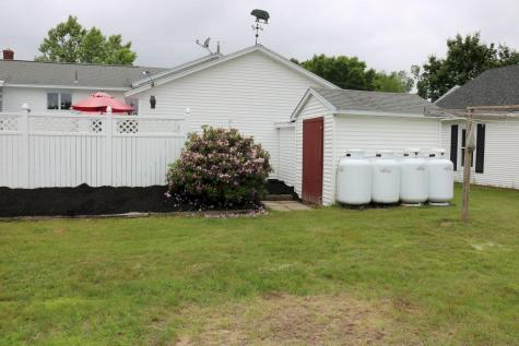 20 Spruce Street Madison ME 04950