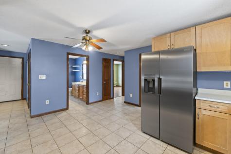 11 Woodlawn Avenue Auburn ME 04210