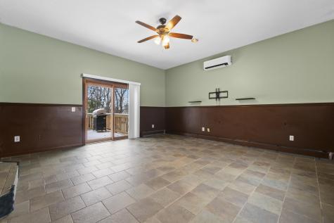 11 Woodlawn Avenue Auburn ME 04210