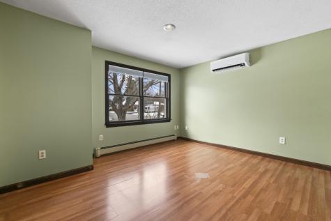 11 Woodlawn Avenue Auburn ME 04210