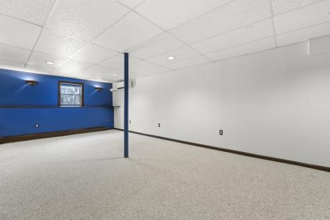 11 Woodlawn Avenue Auburn ME 04210