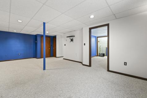 11 Woodlawn Avenue Auburn ME 04210