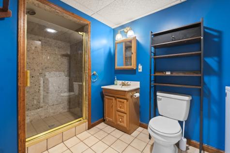 11 Woodlawn Avenue Auburn ME 04210