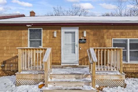 11 Woodlawn Avenue Auburn ME 04210