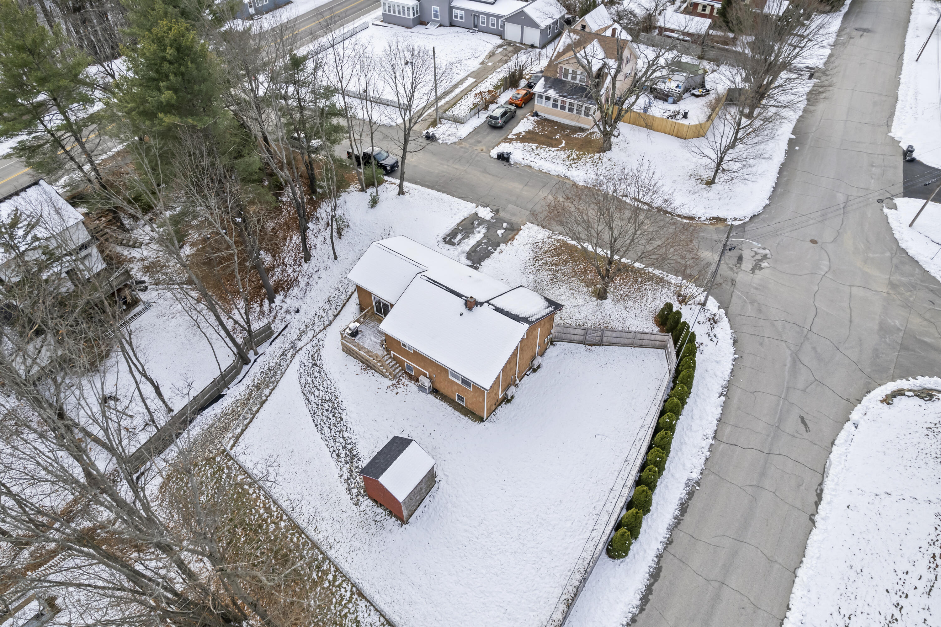 11 Woodlawn Avenue Auburn ME 04210