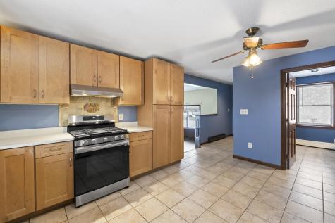 11 Woodlawn Avenue Auburn ME 04210