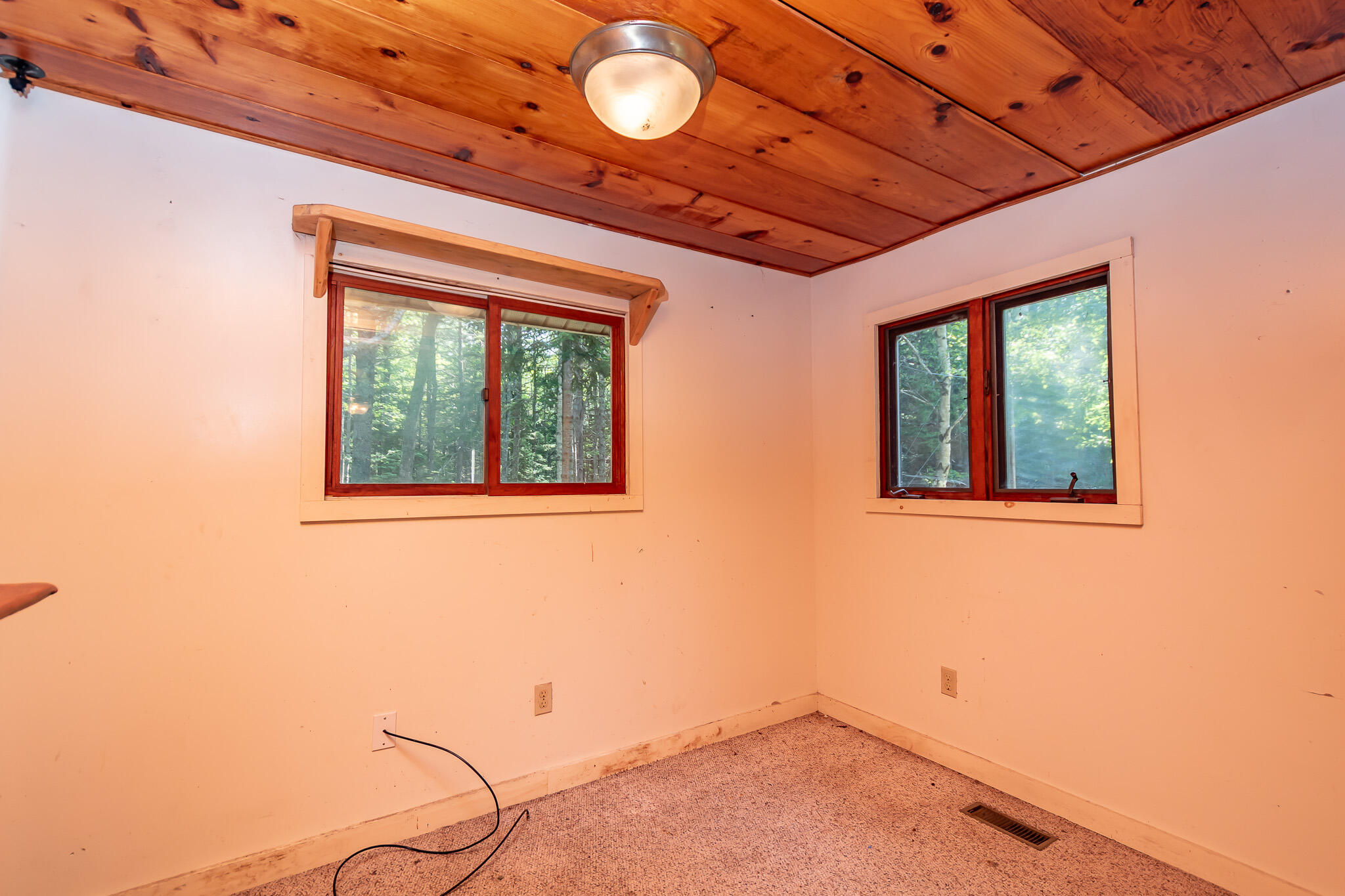 14 Pinkie Lane Southport ME 04576