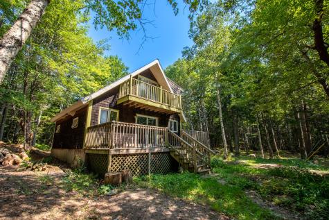 14 Pinkie Lane Southport ME 04576