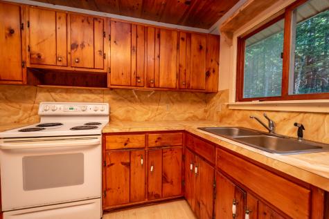 14 Pinkie Lane Southport ME 04576