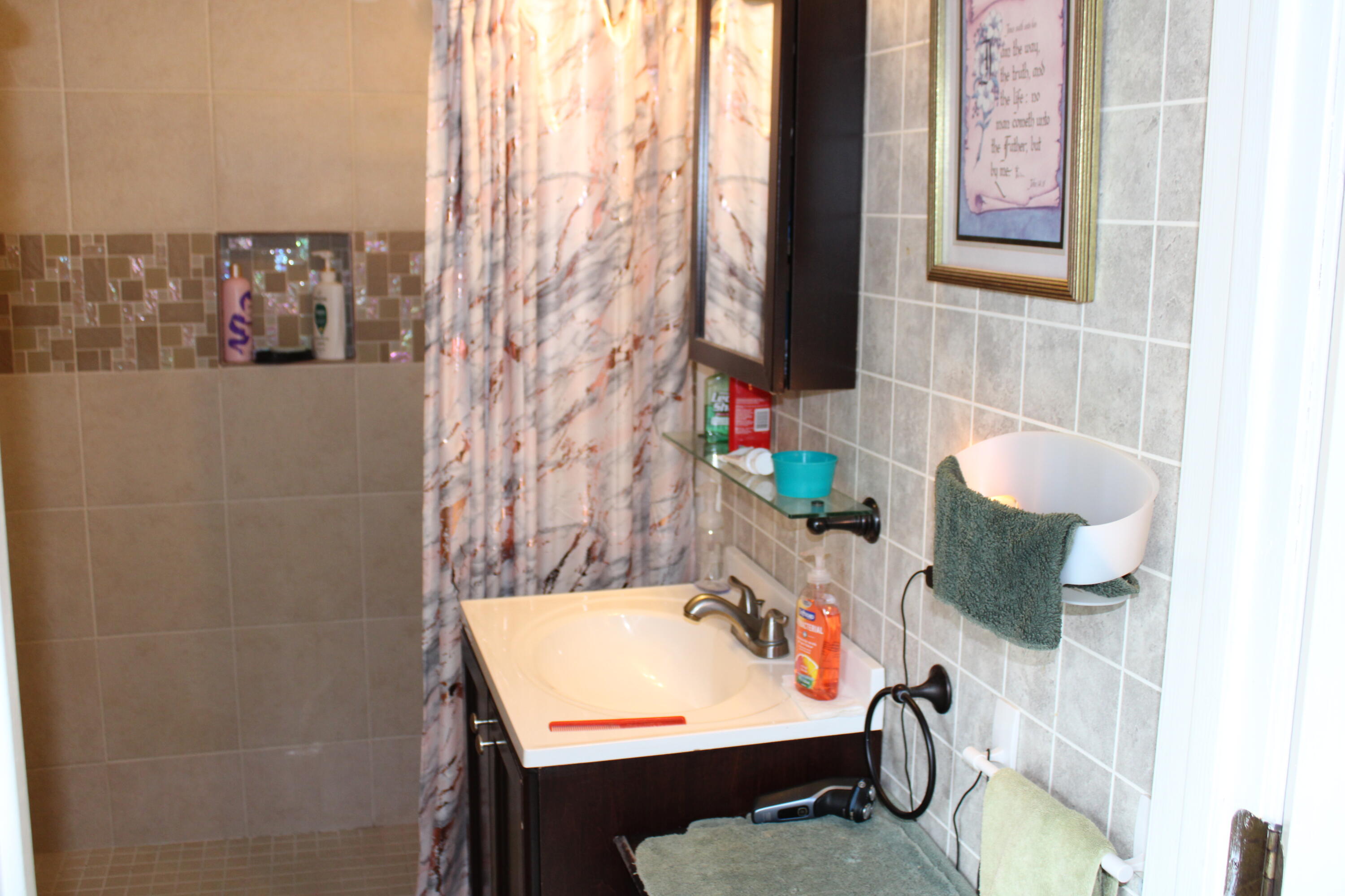 3 Mudgett Road Kenduskeag ME 04450
