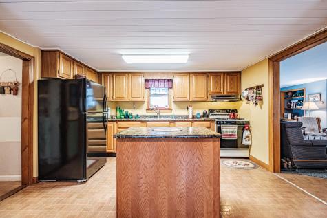 234 Buckfield Road Hebron ME 04238