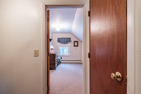 234 Buckfield Road Hebron ME 04238