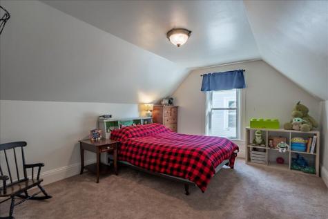15 Berkley Street Rockland ME 04841