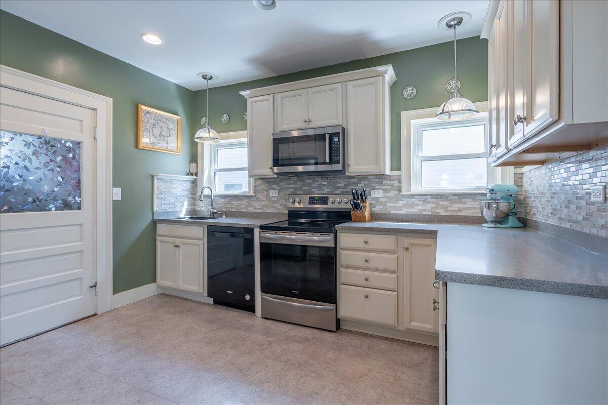 15 Berkley Street Rockland ME 04841