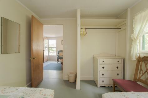 5 Oceanside Avenue W York ME 03909