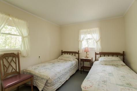 5 Oceanside Avenue W York ME 03909