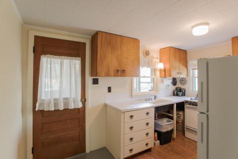 5 Oceanside Avenue W York ME 03909