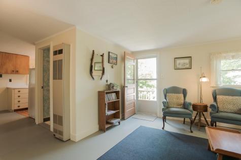 5 Oceanside Avenue W York ME 03909