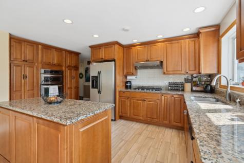 121 Hurst Lane Farmington ME 04938