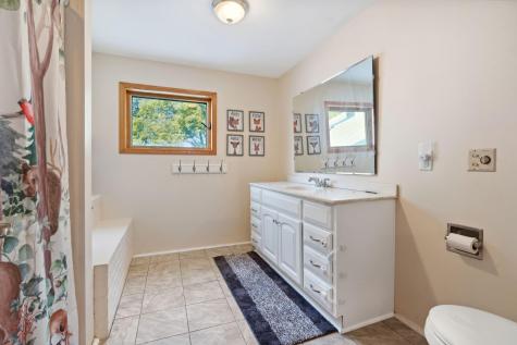 121 Hurst Lane Farmington ME 04938