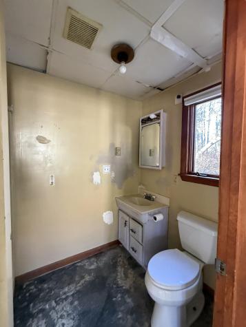 143 Dube Drive Sabattus ME 04280