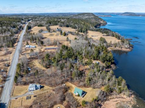 9 A Frame Lane Calais ME 04619