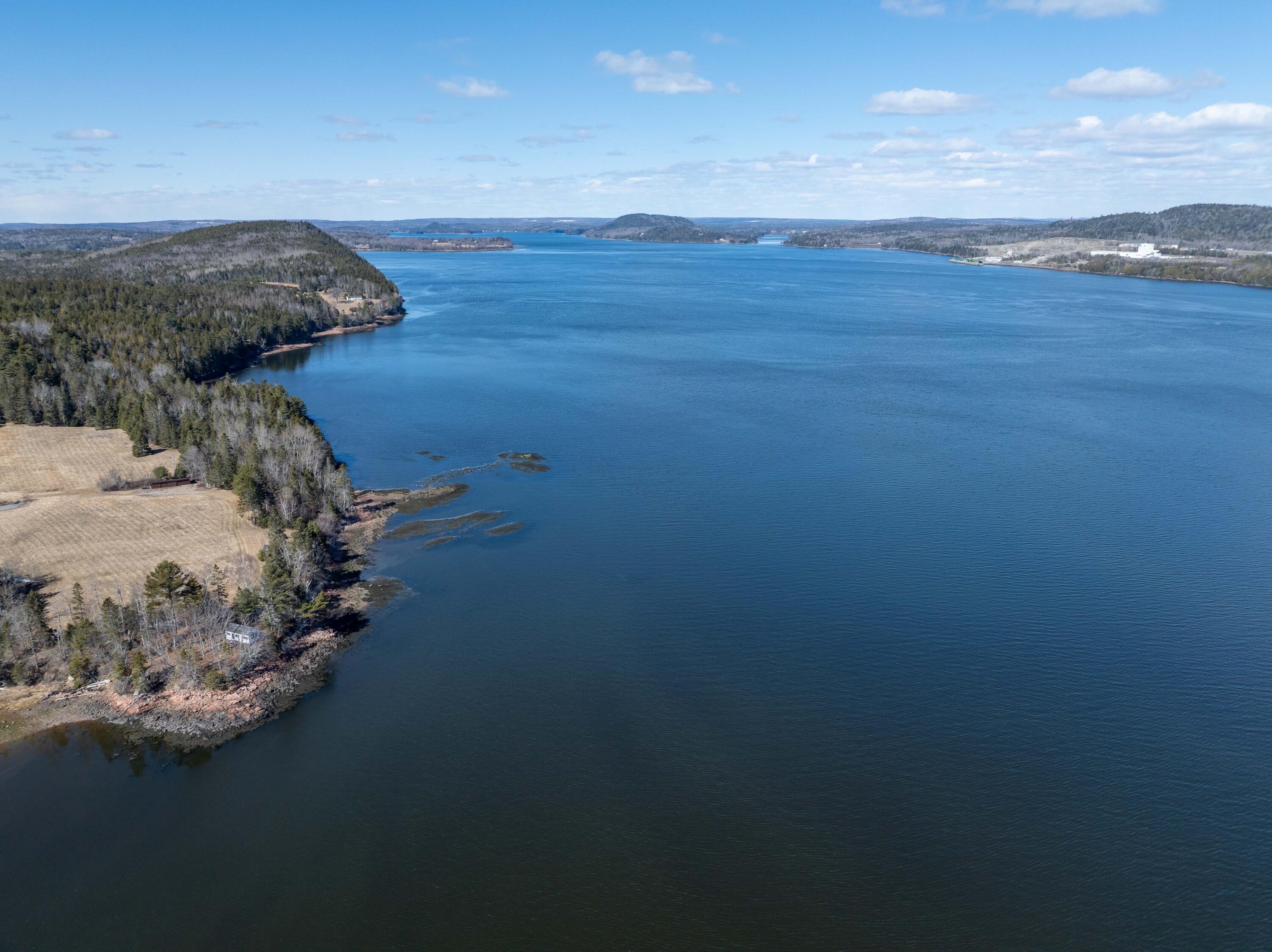 9 A Frame Lane Calais ME 04619