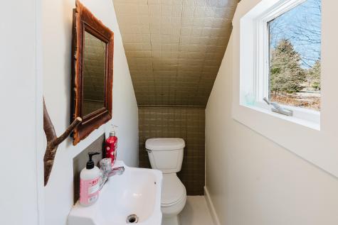 9 A Frame Lane Calais ME 04619