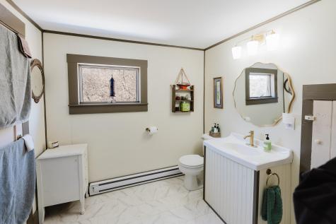 9 A Frame Lane Calais ME 04619