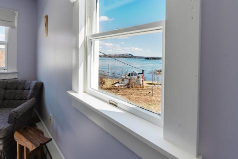 9 A Frame Lane Calais ME 04619