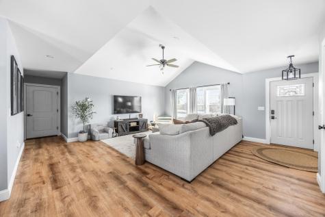 26 Knoll Crest Drive Bangor ME 04401