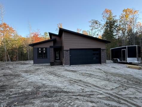 7 Brook Haven Lane Harrison ME 04040