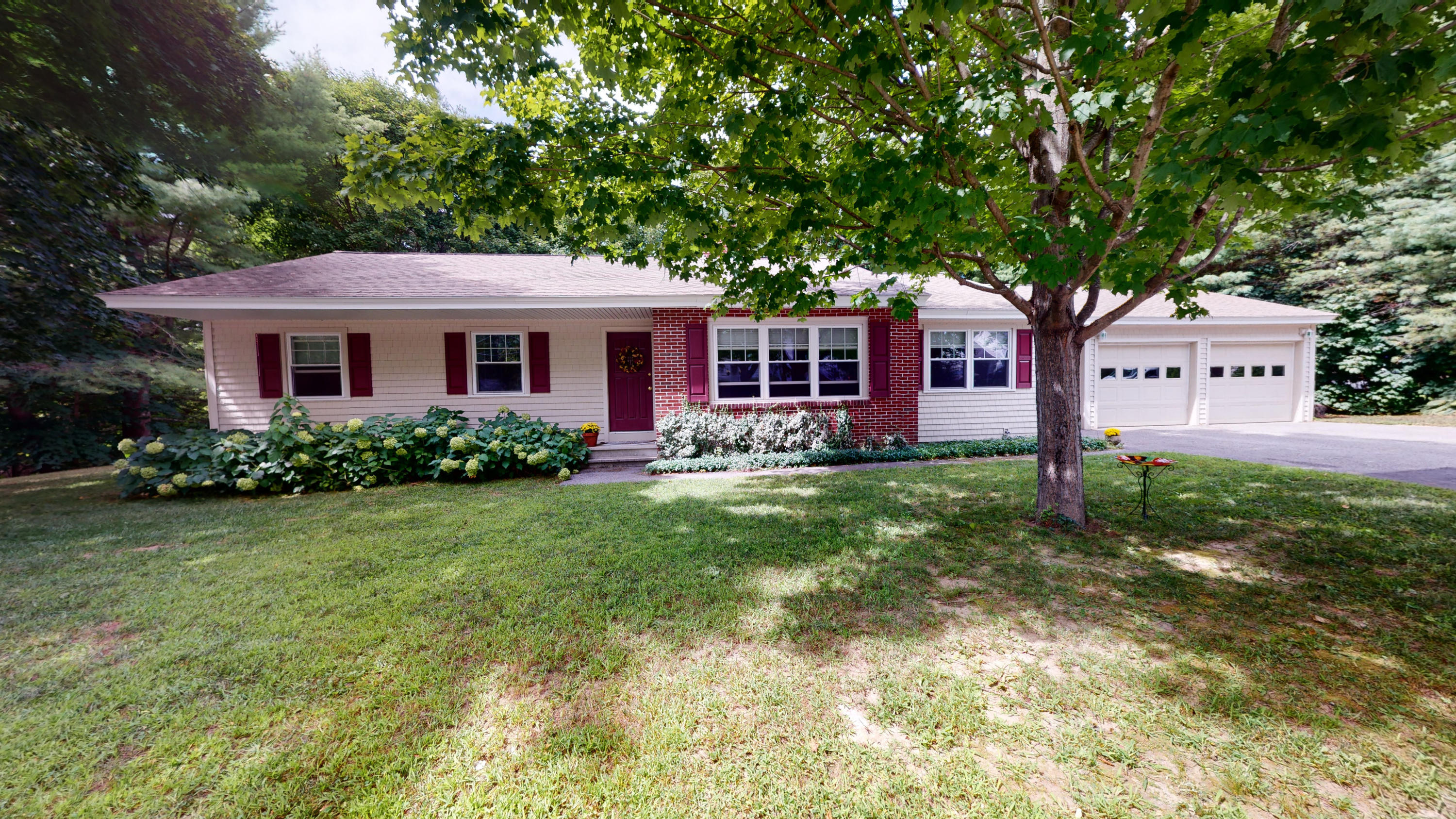 17 Sunset Avenue Auburn ME 04210