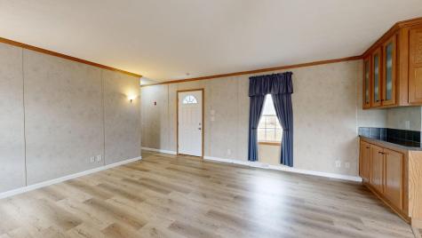 40 Oxbow Drive Lewiston ME 04240