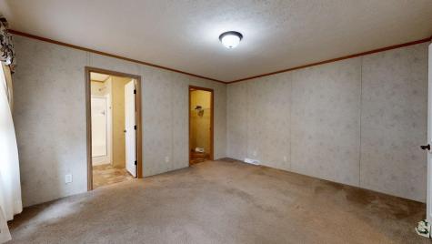 40 Oxbow Drive Lewiston ME 04240