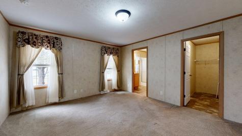 40 Oxbow Drive Lewiston ME 04240