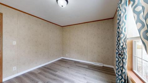 40 Oxbow Drive Lewiston ME 04240