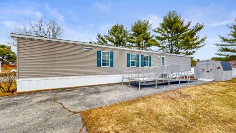 40 Oxbow Drive Lewiston ME 04240