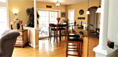 49 Graystone Lane Portland ME 04103