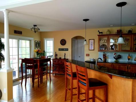 49 Graystone Lane Portland ME 04103