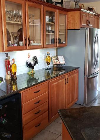 49 Graystone Lane Portland ME 04103