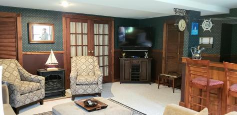 49 Graystone Lane Portland ME 04103