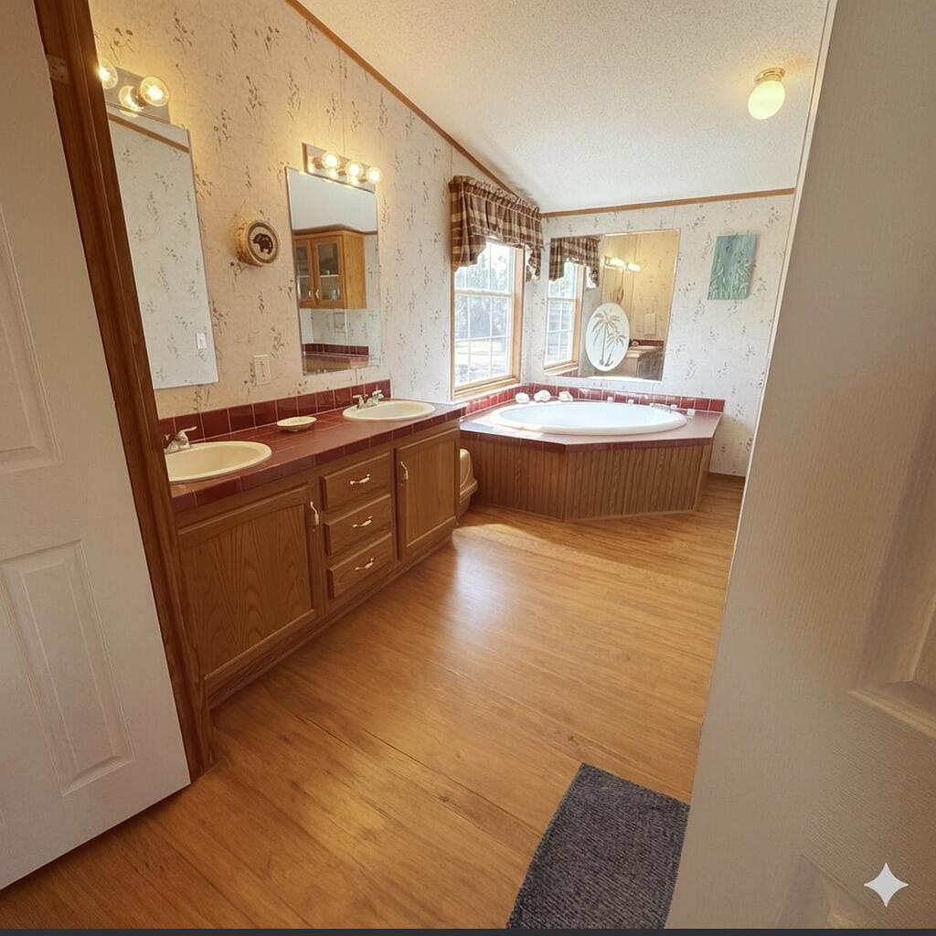 14 Town And Country Drive Lisbon ME 04250