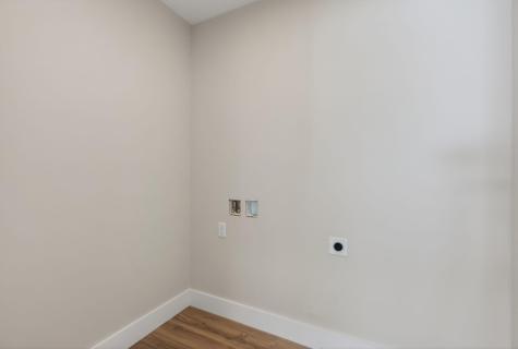 8 Hummingbird Lane Sanford ME 04073