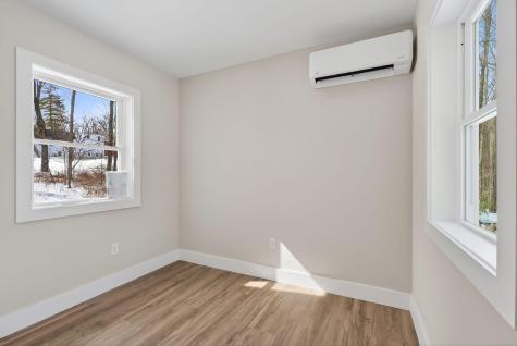 8 Hummingbird Lane Sanford ME 04073