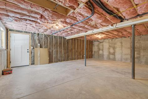 8 Hummingbird Lane Sanford ME 04073