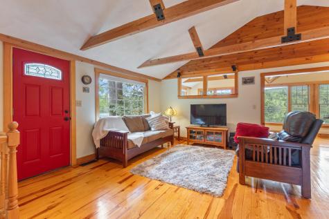 9 Restful Way Waterboro ME 04087