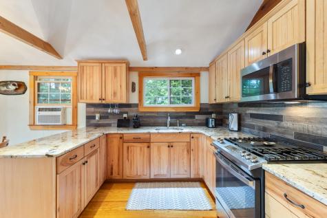 9 Restful Way Waterboro ME 04087