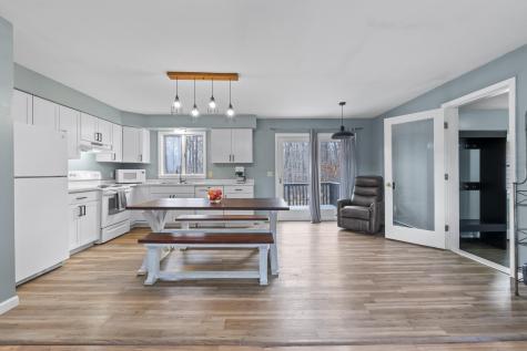 19 Spear Drive Bowdoinham ME 04008