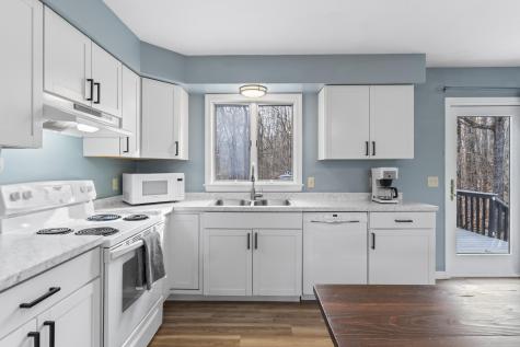 19 Spear Drive Bowdoinham ME 04008